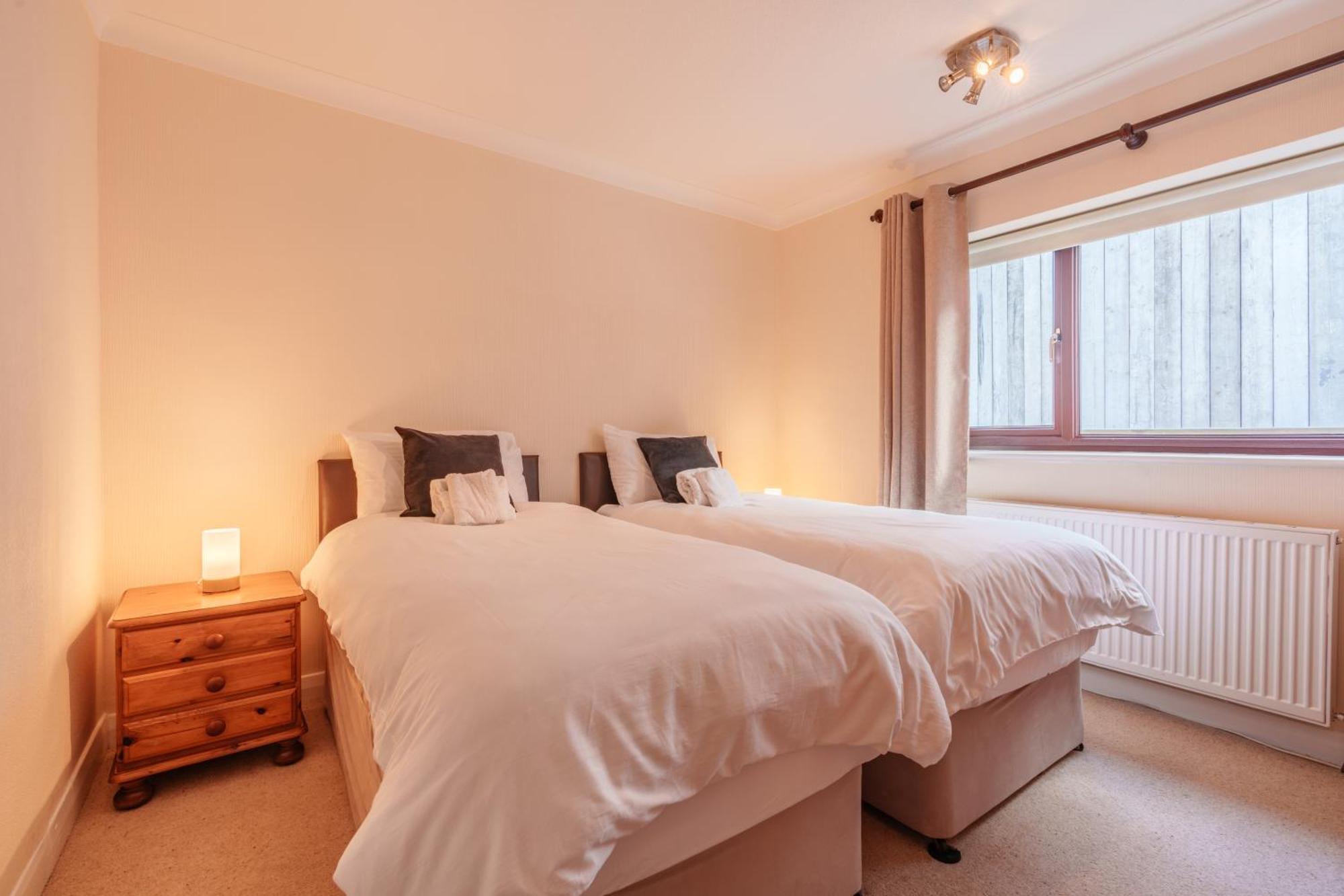 Offa'S Lodge Family Home Quiet Area With Sea Views Prestatyn Exteriér fotografie