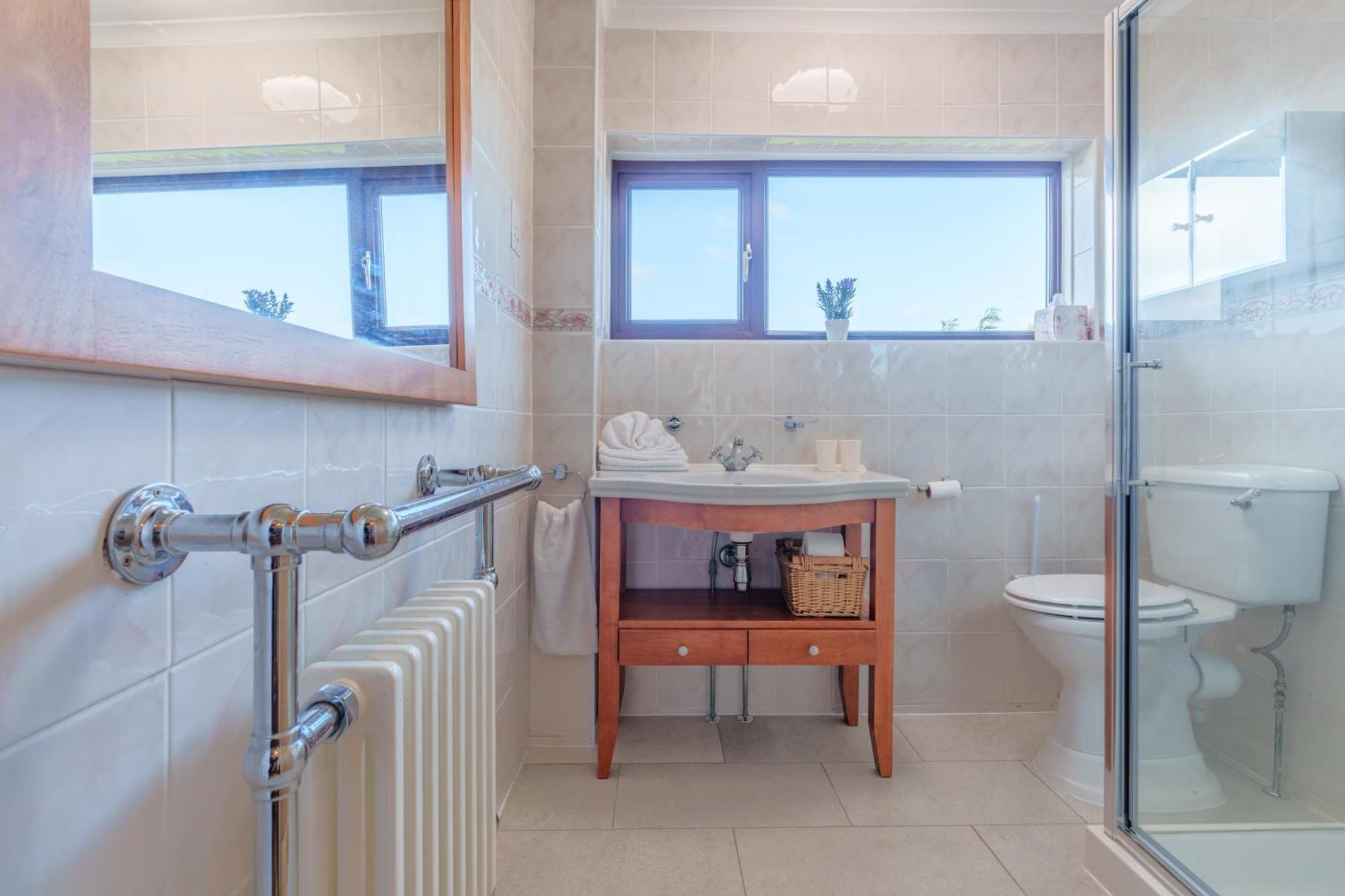 Offa'S Lodge Family Home Quiet Area With Sea Views Prestatyn Exteriér fotografie